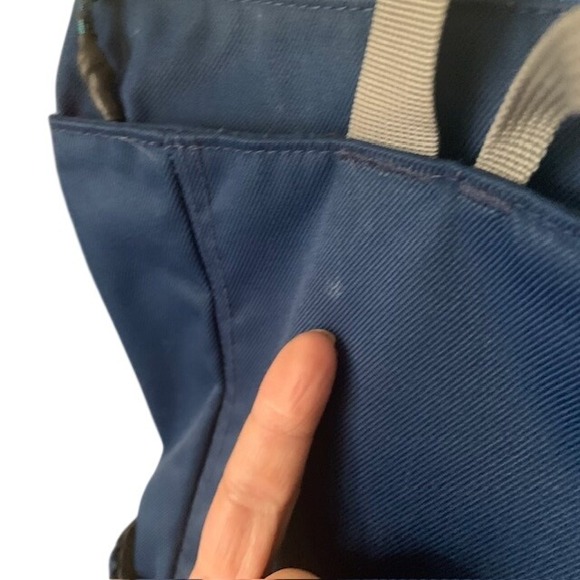 L.L. Bean Large Insulated Zip Top Tote Bag Blue # 505207 Durable Nylon GUC Flaws - Picture 3 of 12